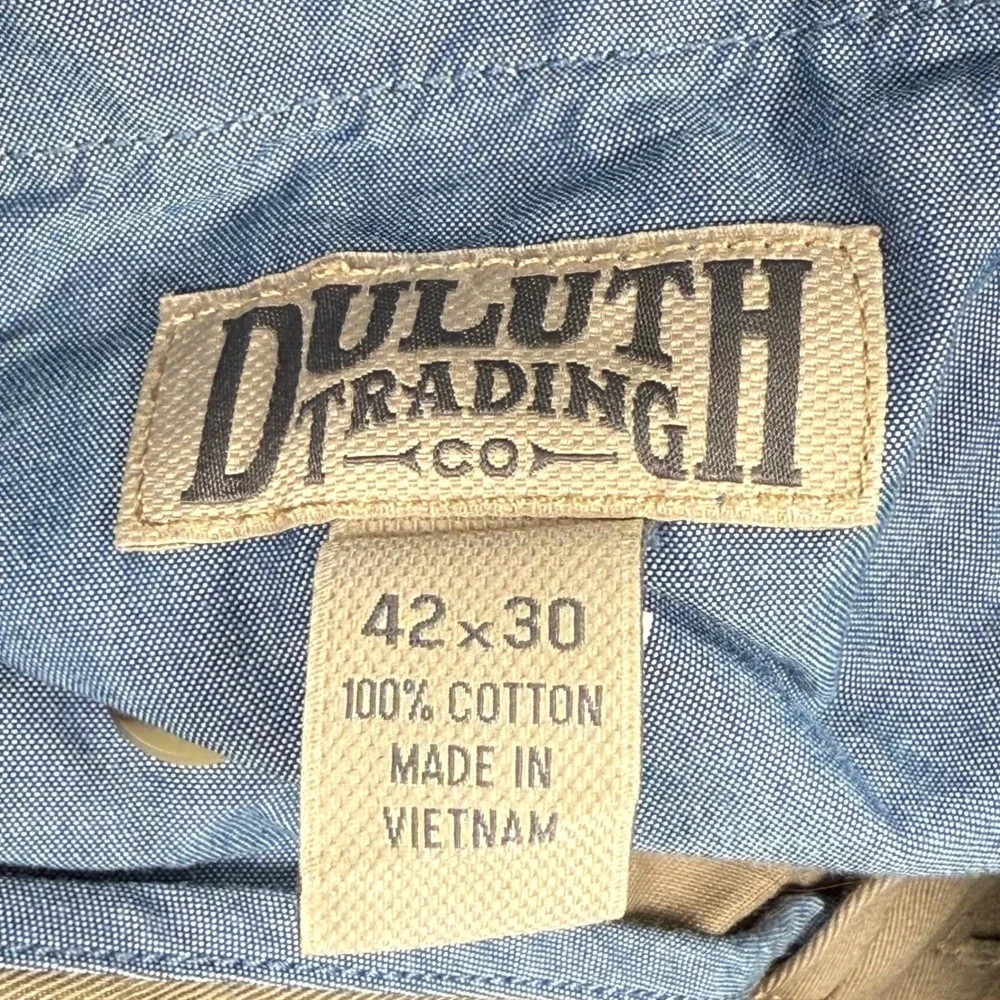 Duluth Trading Co Mens Khaki Pleated Chinos‎ Pants 42x30 100% Cotton